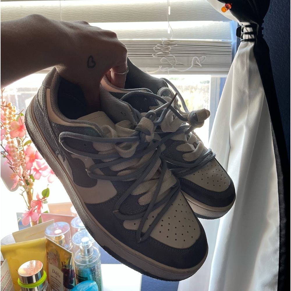 Memento Dunk Ash Shoes - Picture 2 of 5